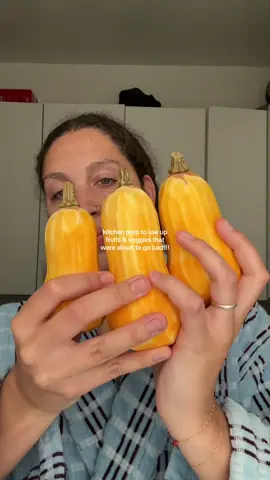 pickled peppers / persimmon simple syrup / frozen honey nut squash!! trying to be better about food waste #kitchenprep #cookingtiktok 