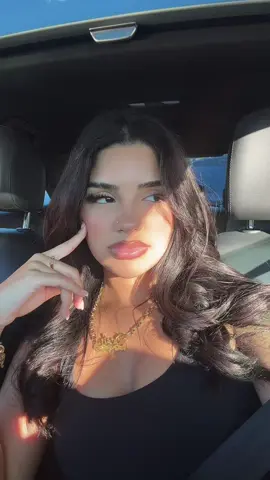 👀 #dayla @jaylaa 🇵🇷🇹🇹🇰🇷 mariee ☆ 