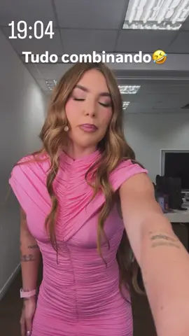 Reposição desse lindo! 🩷 Vestido Virginia Ombro A Ombro na poliamida, disponível nos tamanhos P, M e nas cores: preto, rosa, amarelo, nude, vermelho, marrom e branco.