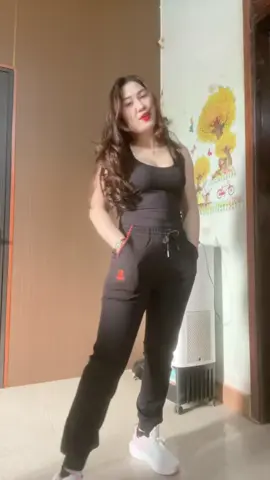 Năng lượng tích cực cho ngày mới #nangluongtichcuc💪🍀 #ilovetiktok #xuhuong2025 #CapCut #trend 