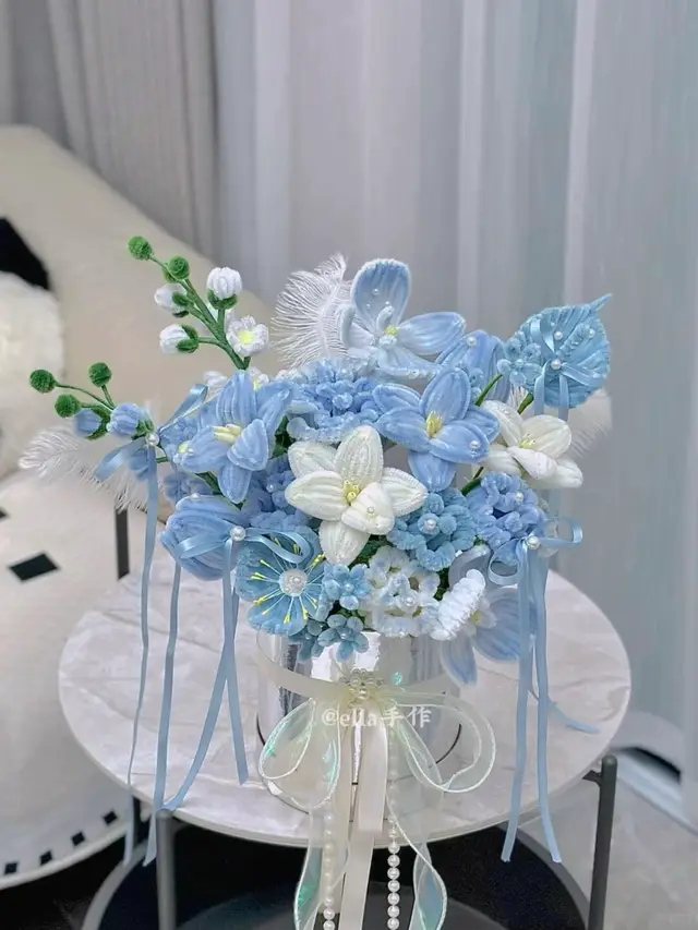 #bebonghandmade #hoacuoihandmade #huongdanlamhoakemnhung #hoatotnghiep #qua19thang11 