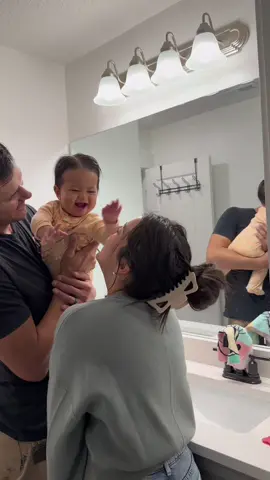 He made it just in time to say goodnight to baby girl 🥹❤️ #family #mom #baby #life #fyp 