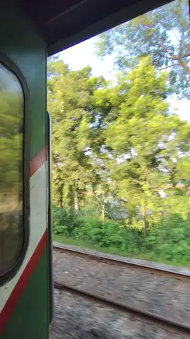 #BANGLADESH #railway #sagordari_Express #rajshai_To_Khulna #weather wow Pakshi Divisions 