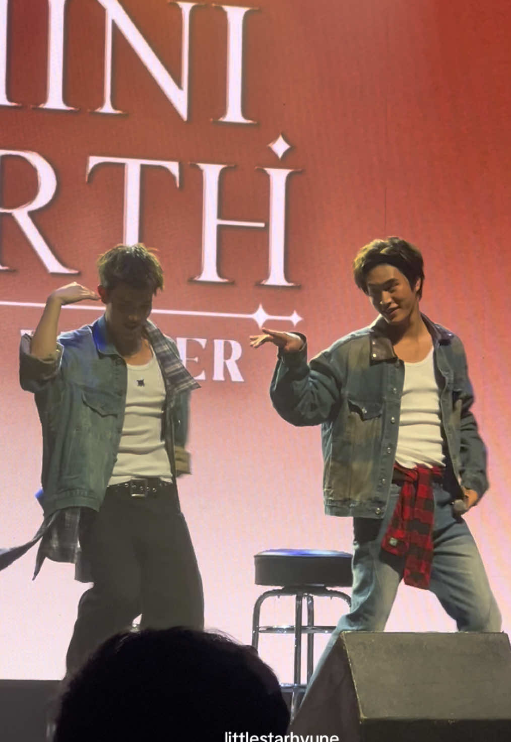 Gemini dancing to side to side #GFFMinDenver #gf1stfmindenver #geminifourth #gemini_nt #fourthnattawat @Fourth @gemini_nt 