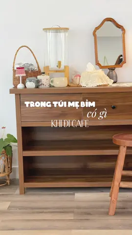 What’s in my bag 💼 ✨🤍🫧 #embenivaken #MomsofTikTok #momlife #iqkao #tuibimsua 