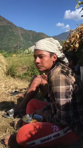 Ali ramro sanga Kha 🥹@PEACE☮️🕊 @Biplop Sharma 