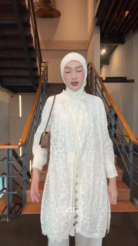 Osma tunik jgn sampai kehabisan yaa #enaraoutfit #rekomendasioutfit #belanjaditiktok #OOTD #rekomendasiatasanwanita 