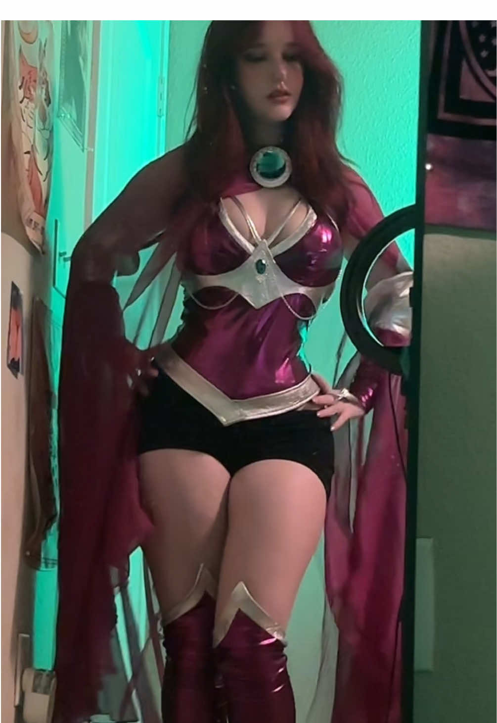 I love this cosplay #starfire #cosplay #cosplaygirl #xyzbca #teentitans 