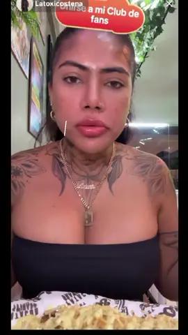 toxi costeña habla sobre la pelea de Yina y la salida del evento #toxicosteña #yinacalderonoficial #andreavaldiri #elescandalodelasemana #chismesito 