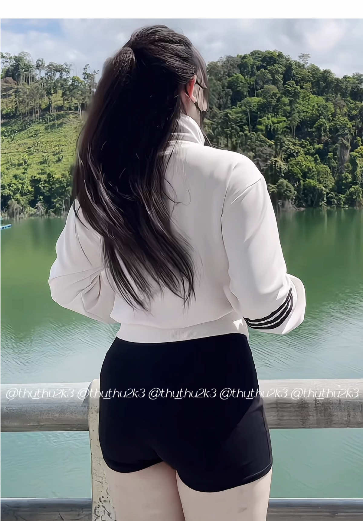 Áo khoác nữ cổ trụ 😍😍#aokhoac #aokhoacnu #aokhoacnucotru #aokhoaccotru #xuhuong 
