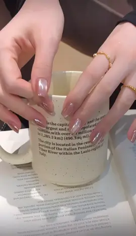 Mắt mèo vẫn là sự lựa chọn nhiều nhất của chị em #nails #nailart #nailtutorial #nailthietke #TikTokAwardsVN 