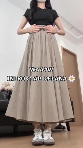 Celana bentuk seperti rok, cakep banget sih ini 