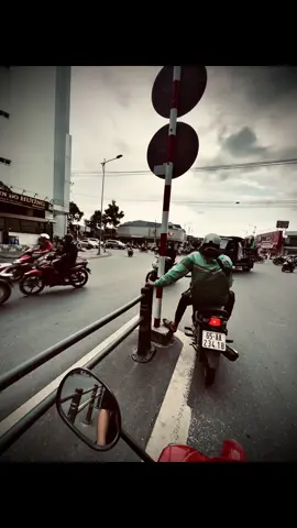 Ai cũng muốn phảiii có cuộc sống…#tamtrang #xuhuongtiktok #xuhuongtiktok #đời #cuocsong 
