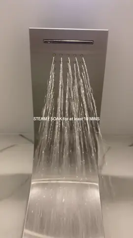 how to use an asian exfoliating mitt! #koreanexfoliatingmitt #exfoliating #deadskin #blackgirlshowertok #showertok 