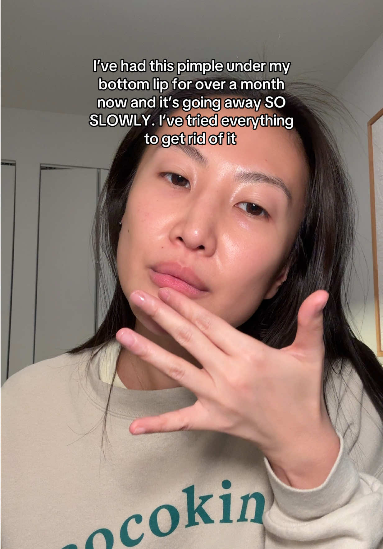 Why 😭 and it’s so hard for any pimple patch to adhere there #acne #skincare #pimple using my fave BHA @Farmacy Beauty deep sweep toner here and @Peach Slices deep blemish micro darts 🫶
