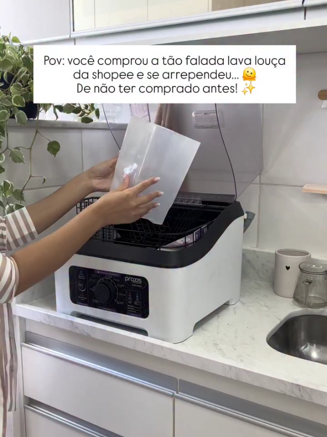 Eu me Apaixonei ❤️🥹✨ Achei na Shô🧡✨ 🆔 BBU-SZQ-AFQ   Link da Lava louça⬇️✨ https://s.shopee.com.br/7KoY5tDz4t . . #lavalouças #shopp #fy #dicas #casa 
