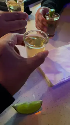 Y Se Vaaaa y se Largoooo🥹🤣🤣 #loslara #parati #seva @Edu Lara #fypage 