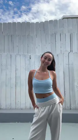 #workout #workoutfit #tiktokshop #imjustagirl #tiktokmademebuyit 