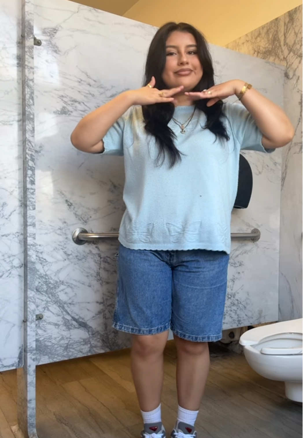 little ootd hi queens #fyp #foryou #OOTD 