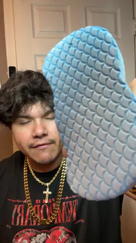 Great, here’s a shoppable video script for [2count]3D Bath Sponge,Random Color,Fish Scale Bath Sponge,Mud and Ash Scrubbing Sponge,Exfoliating Bath Sponge,Skin Friendly and Reusable,Alternative to exfoliating Gloves. Personal Cleaning:  ---  ##[Scene 1: Hook]## Soft, scrub, repeat, your skin's BFF! ##[Scene 2: Body]## Our Fish Scale Bath Sponge delivers a satisfying exfoliation with every use, gently removing dead skin and leaving you feeling refreshed. With its water absorbent feature, it traps moisture for an incredibly luxurious spa experience at home. This reusable sponge is made from safe materials and is a great alternative to traditional exfoliating gloves. ##[Scene 3: Call to Action]## Grab your 2 pack today and pamper yourself like never before!##tiktokshop #tiktokshopping  #tiktokshopfinds #birthdaygift #gift               