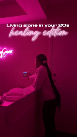 unwind with me : just a girl in her 20s figuring out 💕#creatorsearchinsights #lesleysamone #livingaloneinmy20s #healingjourneyselflove #imjustagirl🎀 