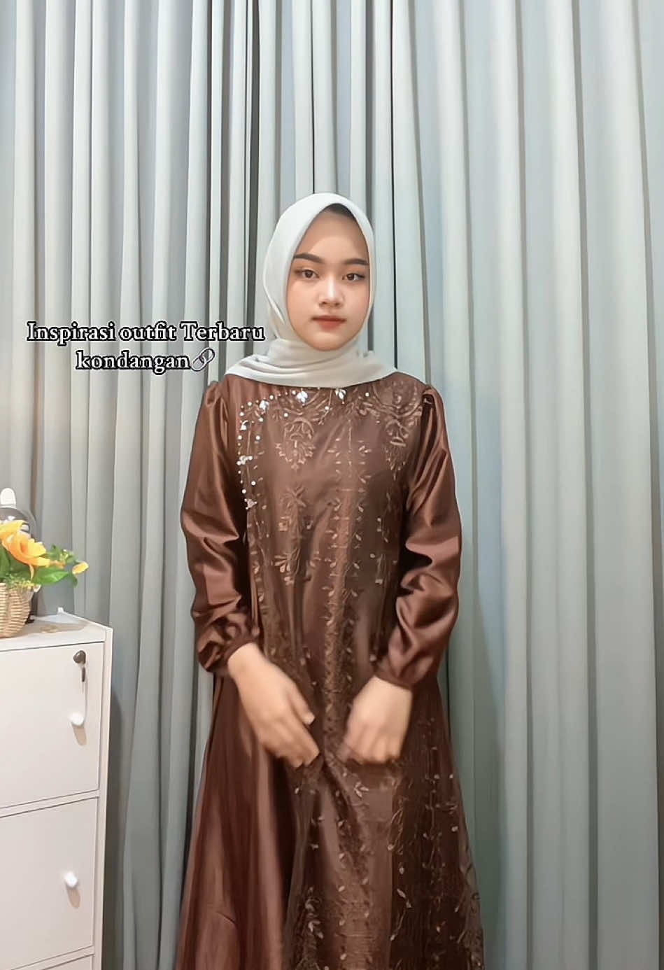 #inspirasioutfithijab #outfitideas #outfit #dresskondangan #outfitlebaran #ootdfashion 