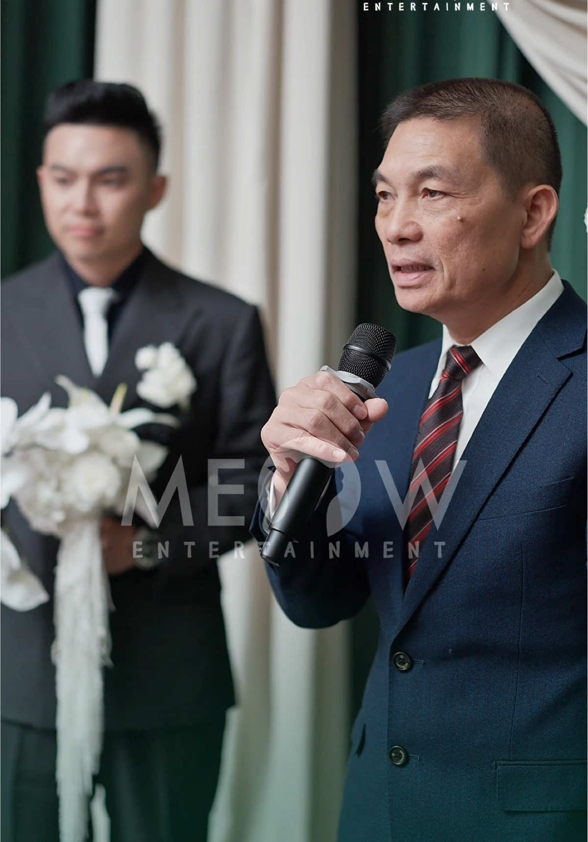 Ấm lòng với những chia sẻ ấm áp của bố chồng hoa hậu Đỗ Hà trong ngày vui của 2 con #MeowEntertainment #TiktokGiaiTri #MeowNetwork 