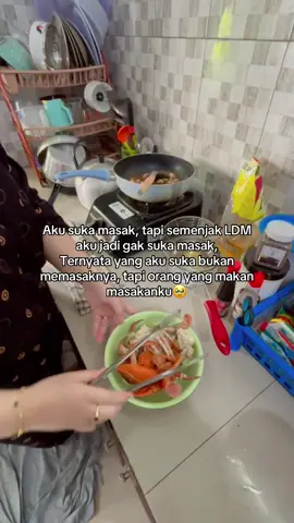 Kangen banget serumah lagi sama suamik🥹😭 #ldm #ldrstory #jawakalimantan #fyppppppppppppppppppppppp #allahummabarik 