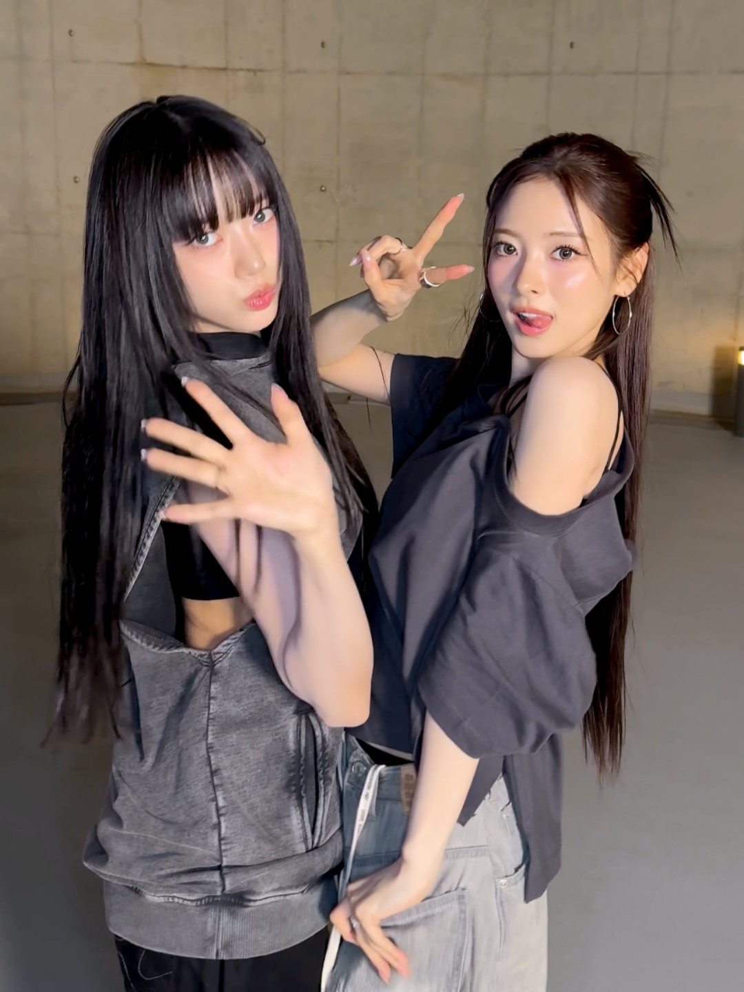 Get higher than this step back ⚠ #MEOVV #미야오 #BURNINGUPchallenge #BURNINGUP #MEOVV_BURNINGUP #THEBLACKLABEL #더블랙레이블