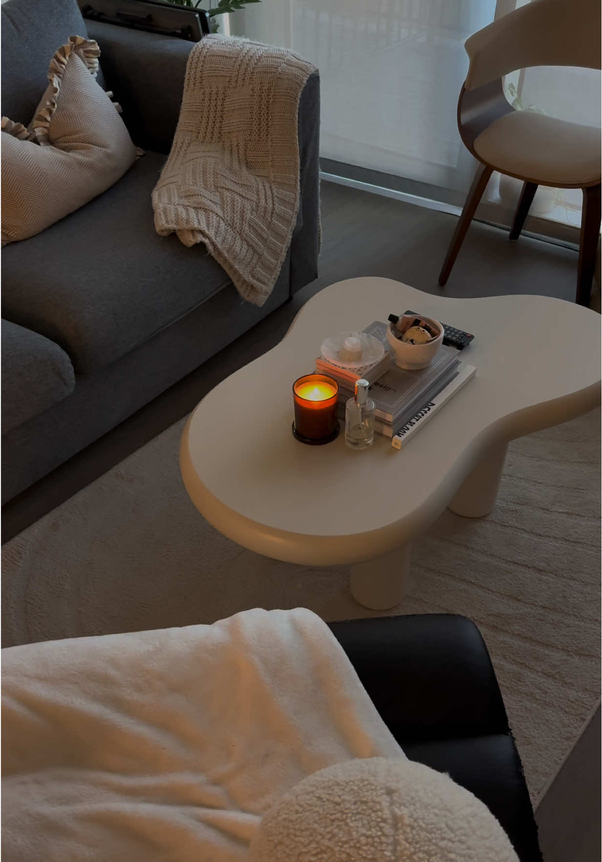 Love my minimal, simple style loft  #apartmentdecor #apartmenttherapy 