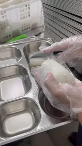 Menu Hari Ini SOTO AYAM🤤 #makanangratis #mbg #bgn #Sotoayam #makanansehat 