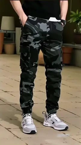 Celana jogger Cargo Loreng Sport merk CAMO original bahan twill combed tebal kuat. #joggerpants #celanajogger #joggercargo #celanaloreng 