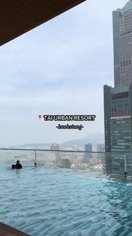 Sebagi warga taipei gue akui kaohsiung emang cakep ! 🤩 hanya ga kuat panasnya aja 🙂‍↔️ see you again kaohsiung ! 👋#taiurbanresort #kaohsiung #kaohsiung_taiwan🇹🇼 #hotelkaohsiung #taiwan 