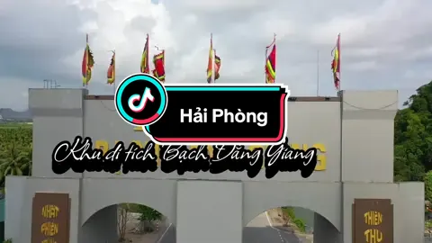 Bạch Đằng Giang – nơi dòng sông lịch sử chảy qua ba lần chiến thắng lẫy lừng, ghi dấu tinh thần bất khuất của dân tộc Việt Nam. Giữa non nước Hải Phòng, khu di tích sừng sững như biểu tượng của lòng yêu nước và niềm tự hào ngàn đời.#DulichThoiSuViet #VietNewsTravel #bachdanggiang #vietnam #canhdep 