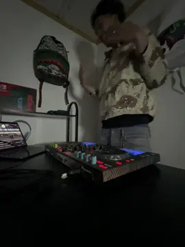 Bat muk dj reang yu!!!🤣🤣 #fyp #fypツ #foryoupage #cambodia #24hours 