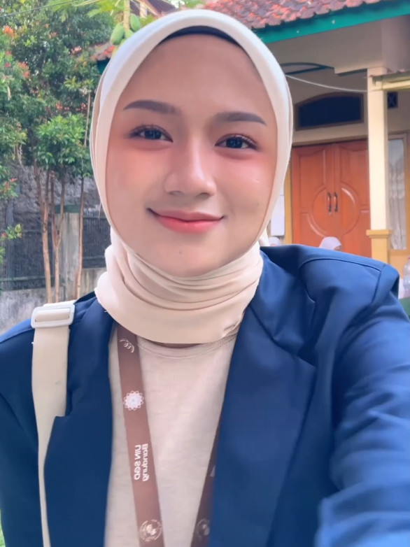 🤍🤍 #hijab #hijabcantik #hijabers #trendingsong #fyppppppppppppppppppppppp 