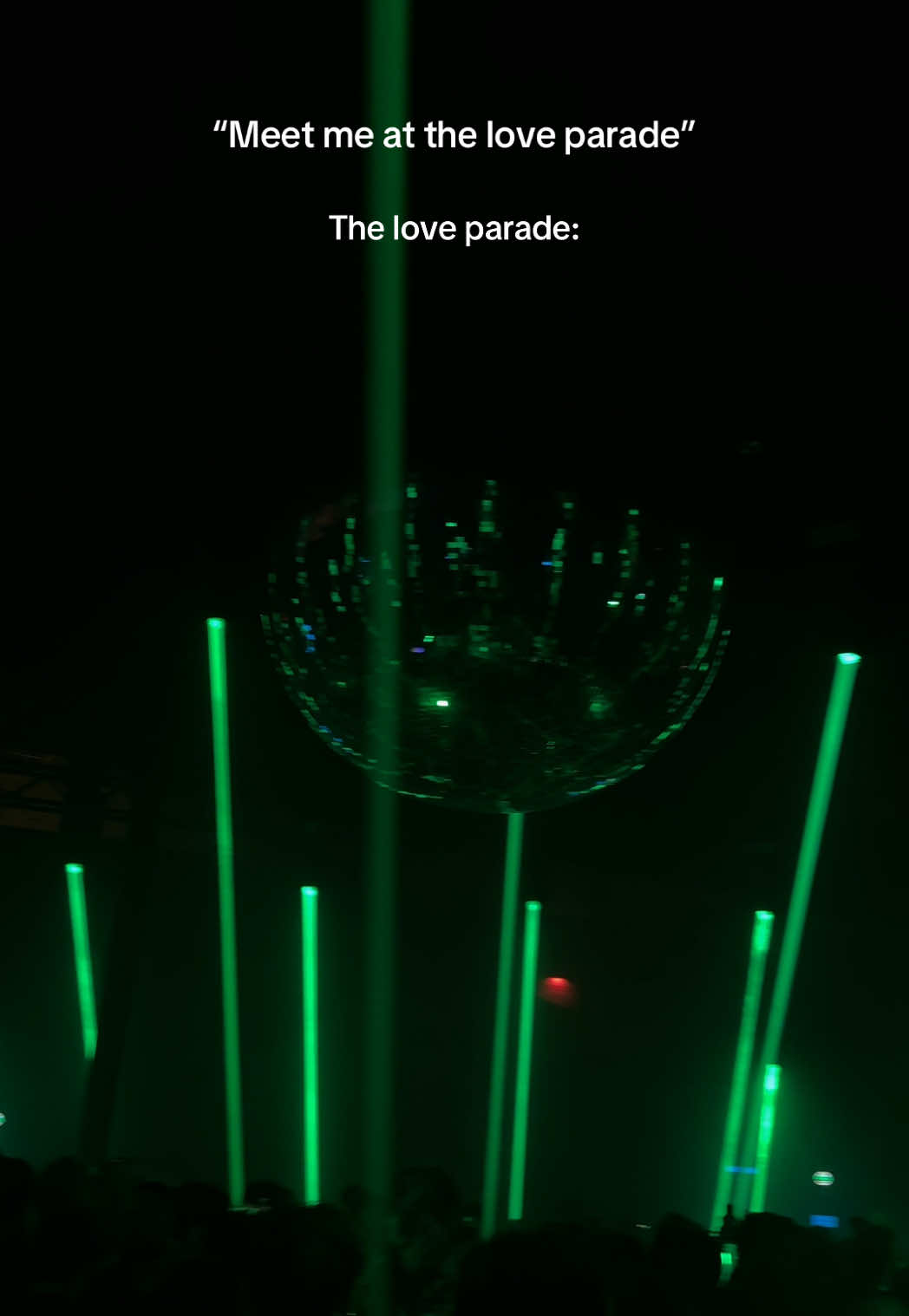 LIVE LOVE DESPACIOOOO #miami #iiipoints #despacio 