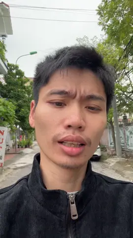 Cẩn thân với bánh vẽ ….