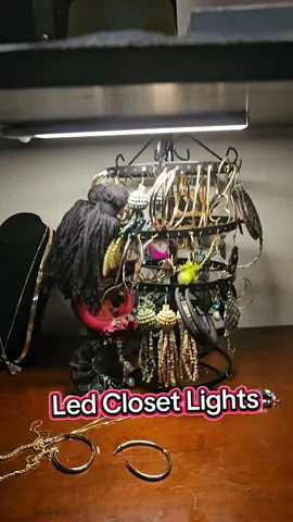 Just in time for the holidays under kichen cabnets Inder the sink #LedclosetLghts