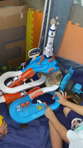 Kung hanap mo ay panregalo sa mga pamangkin o inaanak mo ngayong pasko, ito talaga maganda #toysforkids #kidstoy #railcartoys 