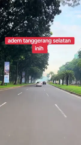 jalanya mulus kan, mantep #pembangunansekolah #jalantangsel #anggarantangsel #tanggerangselatan 