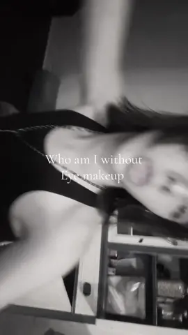 a NOBODY that’s who yall #moodboard #aesthetic #makeup 