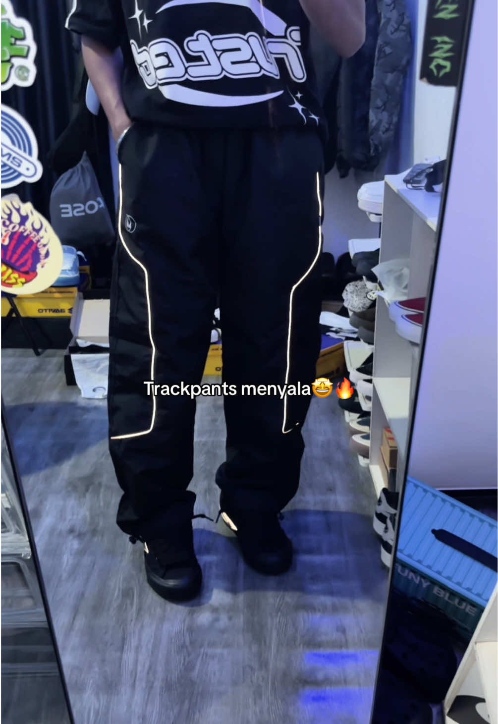 Cakep bgt cuyy trackpants menyala 🔥🔥 #trackpants #cepanapanjang #outfitideas #celanareflektive