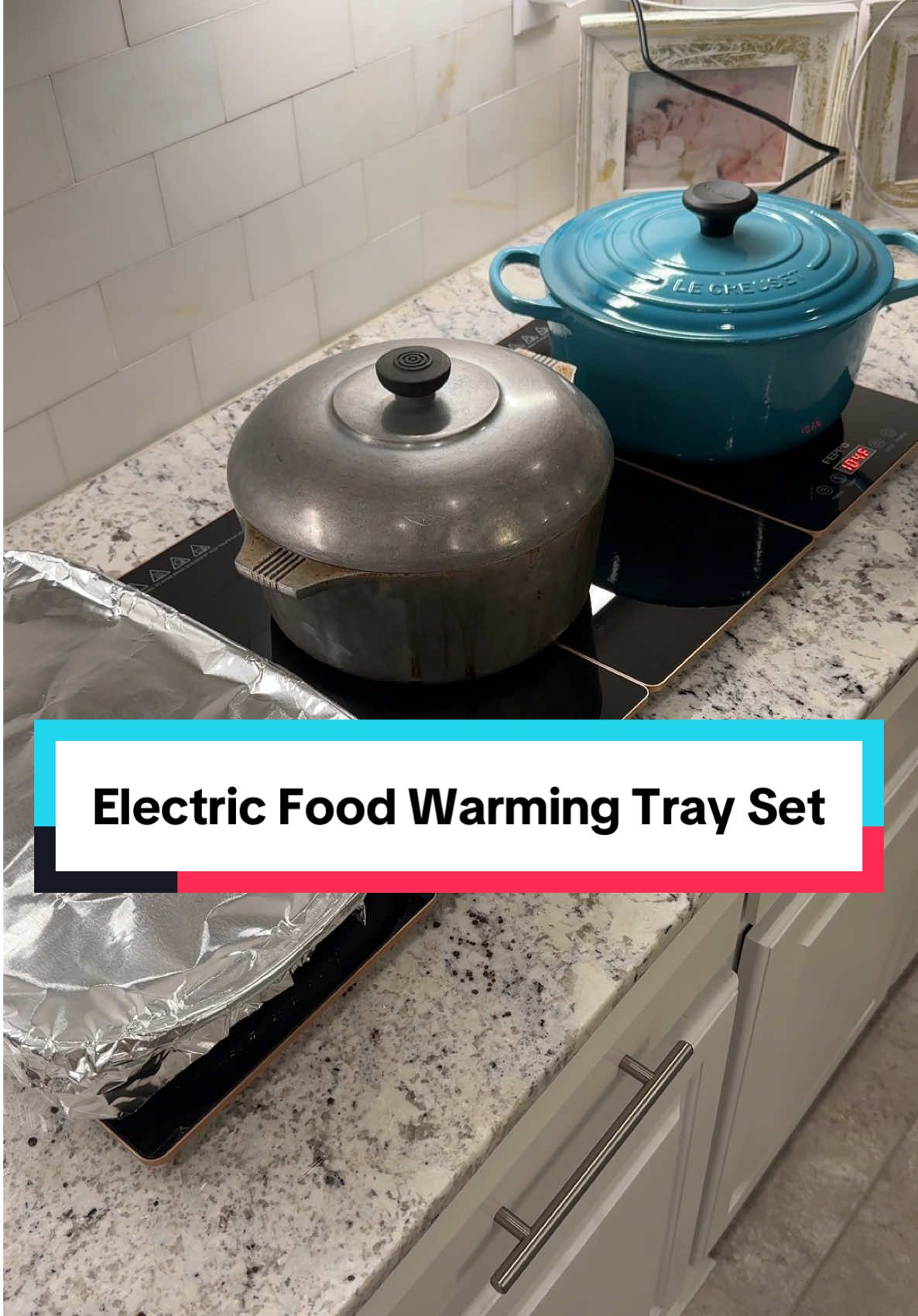 Make sure to grab one of these Electric Food Warming Trays before the holidays! #kitchengadgets #holidaycountdown #tiktokshopfalldealsforyou #tiktokshopblackfriday #tiktokshopcybermonday @FEPPO-Home 
