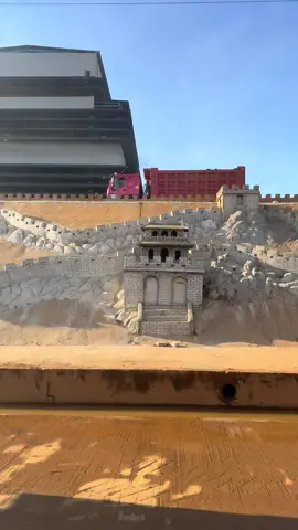 Berikan dia 10 pemuda maka dia akan membuat miniatur tembok besar china 😎😎😎 #harita #kps #hjf #greatwall 