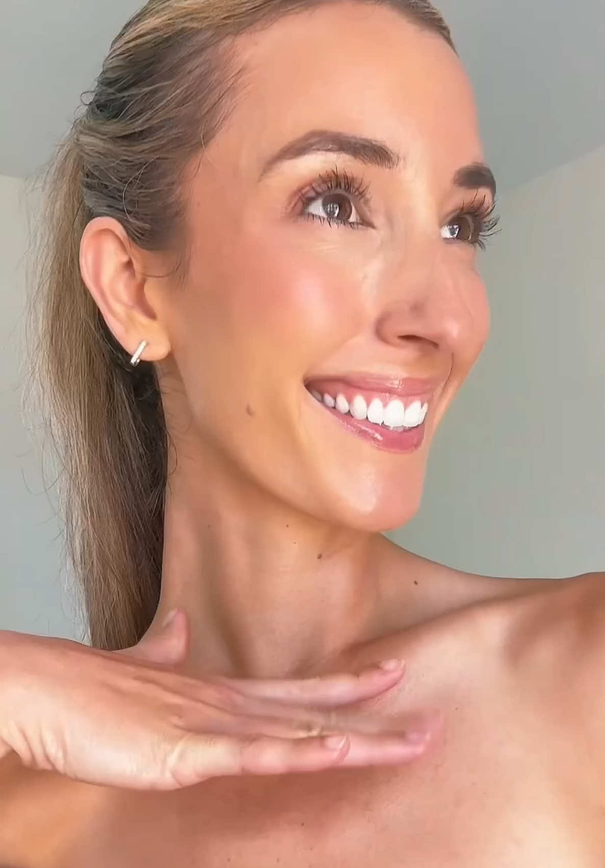 #AD skin prep is the key to long-lasting makeup! @Neutrogena @CVS Pharmacy #neutragena #ad #skinprep #makeuphack 