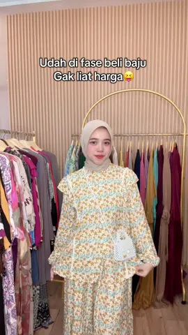 Karena kualitasnya cakeppp,bungkus langsung aja sayy 🥰 #oneset #setrokviral #setrokmurah #fypシ゚ #konten 