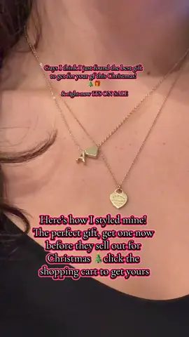 Calling all boyfriends‼️Get this necklace for your girlfriend it’s the perfect Christmas gift! #christmasgiftideas #girlfriendgiftideas #christmasgift #necklacestack #tiffanyheartnecklace 