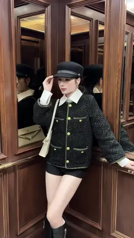 Hãy tự đứng bằng đôi chân của mình . Nếu thang máy hỏng ... #myoutfit #xuhuong #trendy #trendy #guthoitrang 