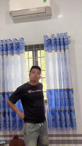 Má ơi cứu con !!